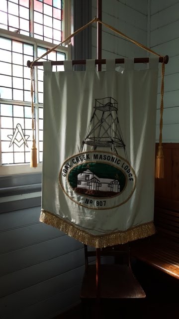 coal Creek Lodge Banner
