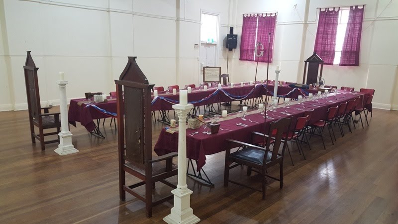 Dinning Table Lodge setup