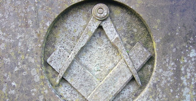 Freemasons Stone Symbol  628x324