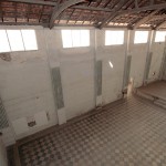 Salón de Tenidas, del que se eliminó toda la decoración original y al que se añadieron las ventanas