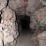 Vista del túnel por el que se accede a la Cámara de Reflexión desde el interior de ésta